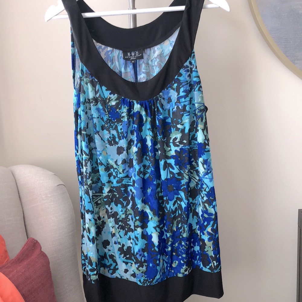 NWOT 2X Floral Abstract Tank Top Blouse Royal Blue Teal Black Sleeveless Pattern